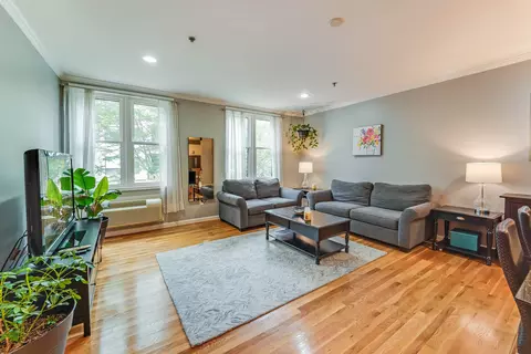 518 Monroe St #2B, Hoboken, NJ 07030