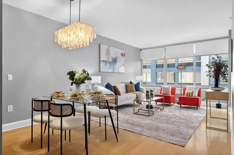 10 Regent St #419, Jersey City, NJ 07302