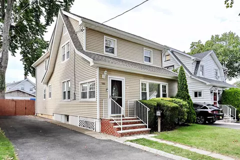 193 Krone Pl, Hackensack, NJ 07601