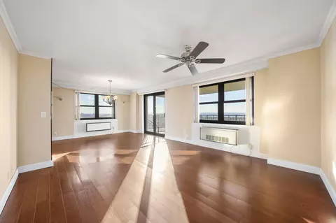 7855 Blvd E #25B, North Bergen, NJ 07047
