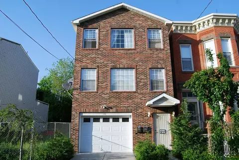 596 Bramhall Ave, Jersey City, NJ 07304