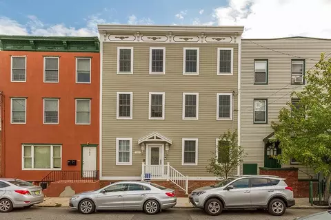 385 1st St, Jersey City, NJ 07302