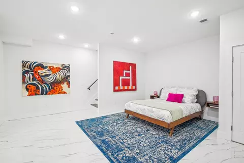 119 Van Horne St #A, Jersey City, NJ 07304