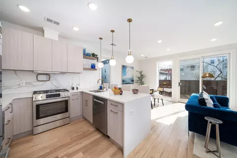 332 Whiton St #2, Jersey City, NJ 07304