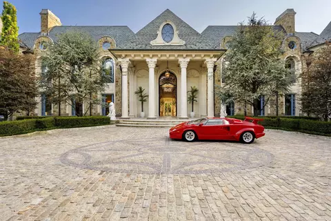 31 Rio Vista Dr, Alpine, NJ 07620