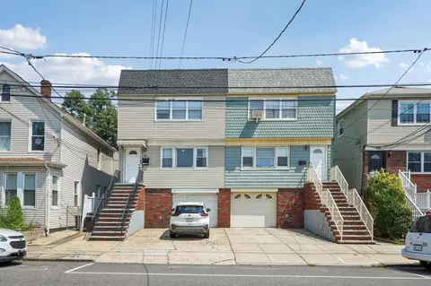 105 Evergreen St, Bayonne, NJ 07002