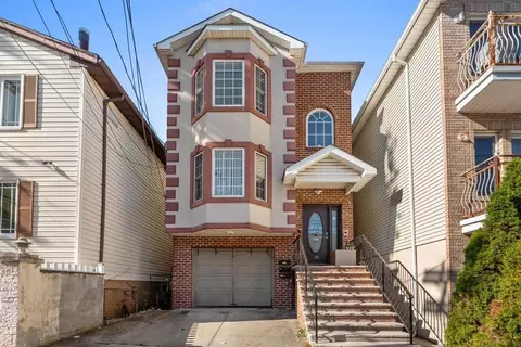 41 Terhune Ave, Jersey City, NJ 07305