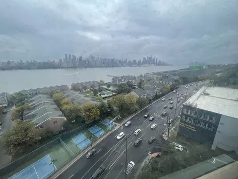 7002 Blvd E #15E, Guttenberg, NJ 07093