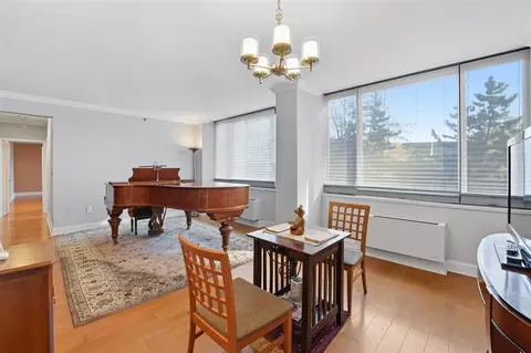 45 River Dr S #214, Jersey City, NJ 07310