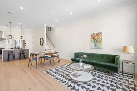 203 Hutton St #2, Jersey City, NJ 07307