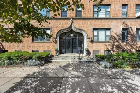 920 Hudson St #2B, Hoboken, NJ 07030
