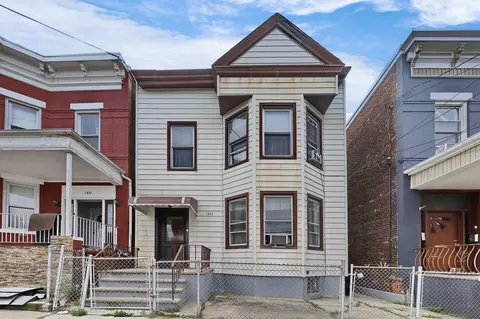 1433 43rd St, North Bergen, NJ 07047