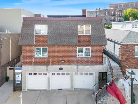 161 18th St #10C, Union City, NJ 07087