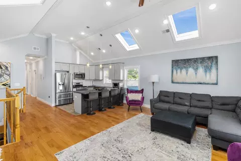 145 Bleecker St #2, Jersey City, NJ 07307
