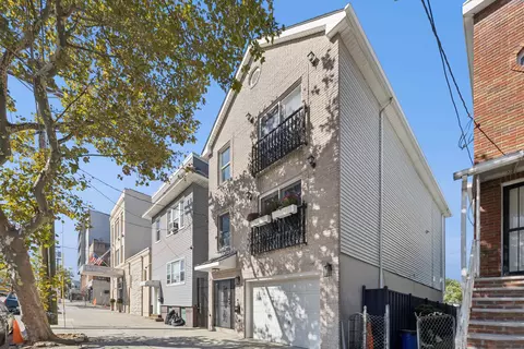 3211 John F Kennedy Blvd, Jersey City, NJ 07306