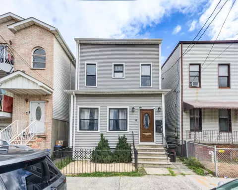 306 Old Bergen Rd, Jersey City, NJ 07305