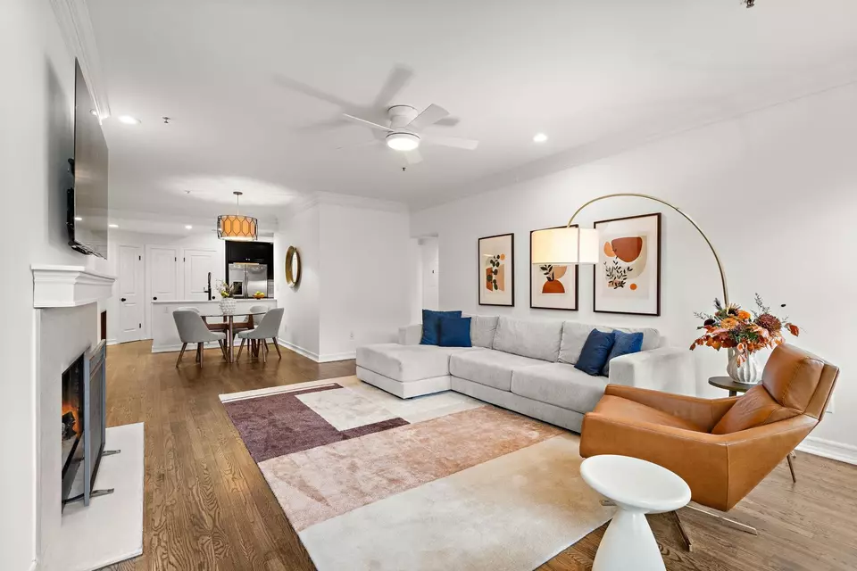 Living - 600 Hudson St #5A, Hoboken, NJ 07030 photo 4 of 4