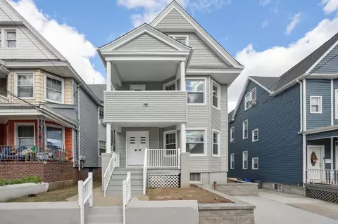 27 W 45th St, Bayonne, NJ 07002