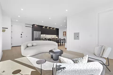391 1st St #2-B, Jersey City, NJ 07302