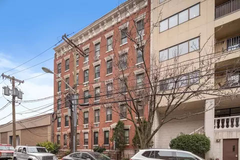 70 Park Ave #1R, Hoboken, NJ 07030