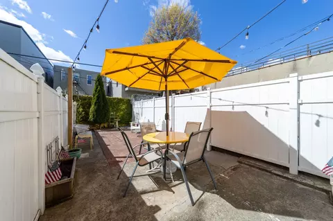 465 Palisade Ave #1R, Jersey City, NJ 07307