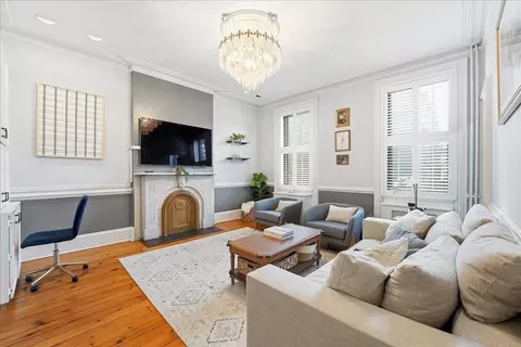 826 Washington St #2, Hoboken, NJ 07030