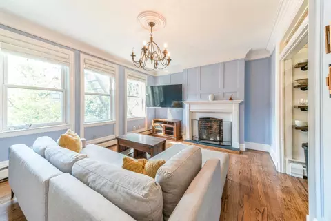 245 3rd St #2, Jersey City, NJ 07302