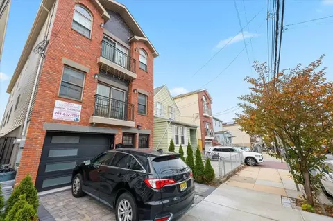 519 Liberty Ave #1, Jersey City, NJ 07307