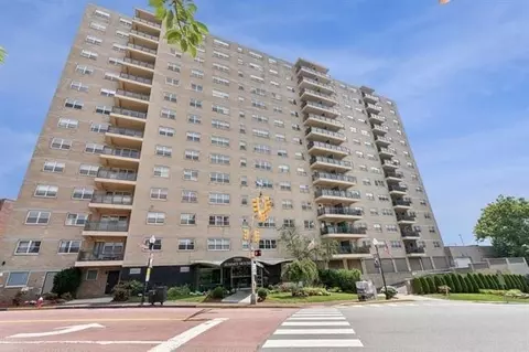7100 Blvd E #11L, Guttenberg, NJ 07093
