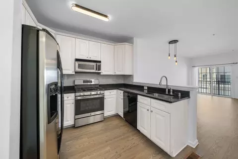 5 Tribeca Ave #509, Jersey City, NJ 07305