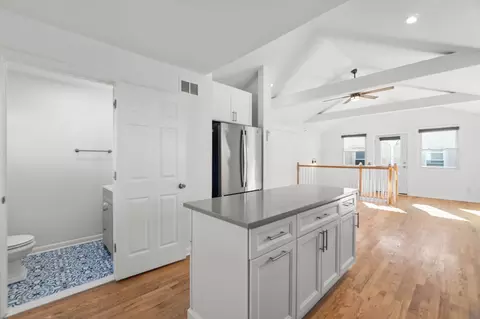 158 Wayne St #423A, Jersey City, NJ 07302