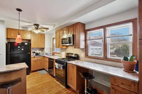 11 Elna Ct, Bayonne, NJ 07002