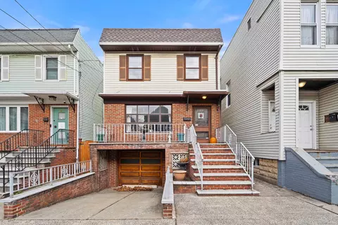378 Woodlawn Ave, Jersey City, NJ 07305