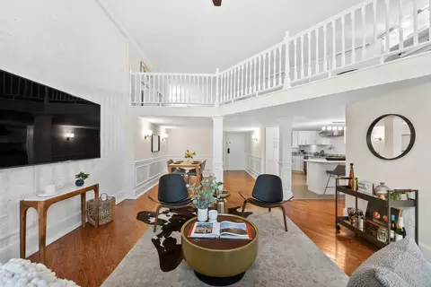 83 Montgomery St #201, Jersey City, NJ 07302