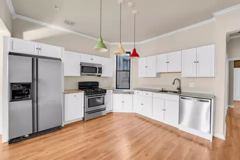 312 Monastery Pl #3R, Union City, NJ 07087