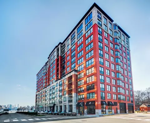 1025 Maxwell Ln #1104, Hoboken, NJ 07030