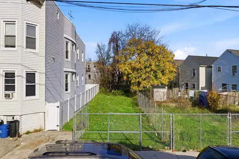12 Bostwick Ave, Jc Greenville, NJ 07302