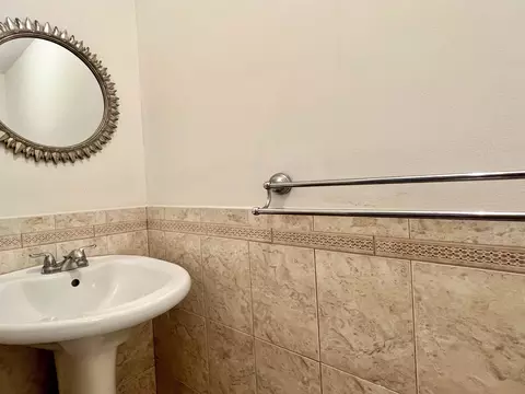 1111 River Rd #D5, Edgewater, NJ 07020 photo 9