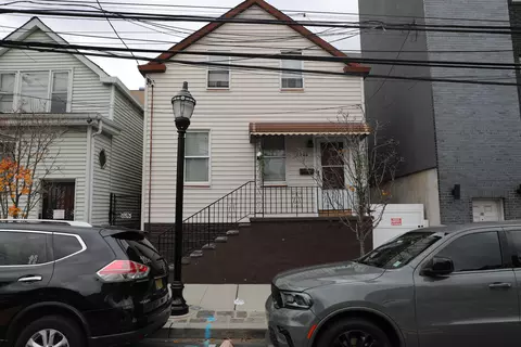 2906 Central Ave, Union City, NJ 07087