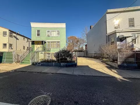 170-172 Cator Ave, Jersey City, NJ 07305