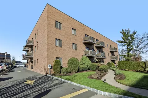279 Clark St #A7, Hackensack, NJ 07601 photo 3