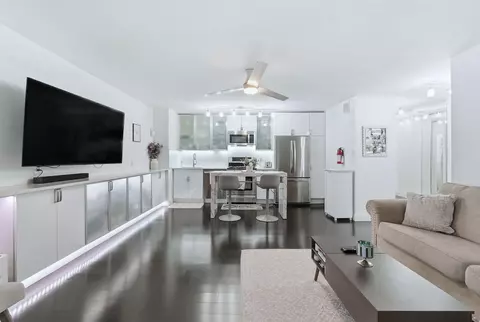 6040 Blvd E #30N, West New York, NJ 07093