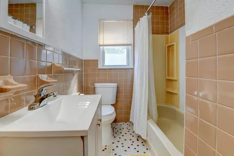 149 Charles St, Secaucus, NJ 07094 photo 14