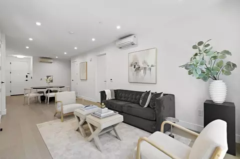 391 1st St #2-D, Jersey City, NJ 07302