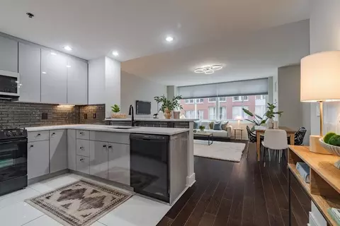 1100 Maxwell Ln #238, Hoboken, NJ 07030