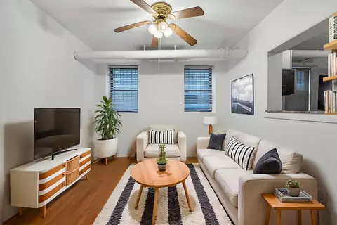 217 44th St #1, Union City, NJ 07087