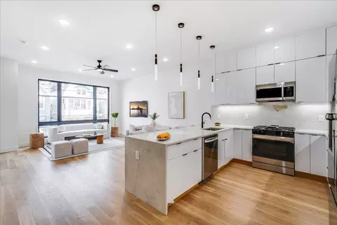 177 Wilkinson Ave #1, Jersey City, NJ 07305