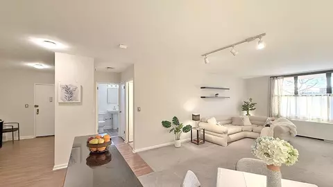 380 Mountain Rd #112, Union City, NJ 07087