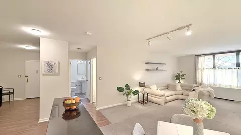 380 Mountain Rd #112, Union City, NJ 07087