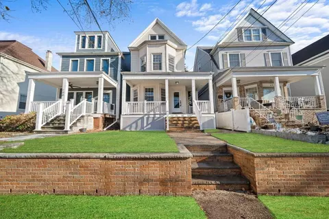 106 Garretson Ave, Bayonne, NJ 07002